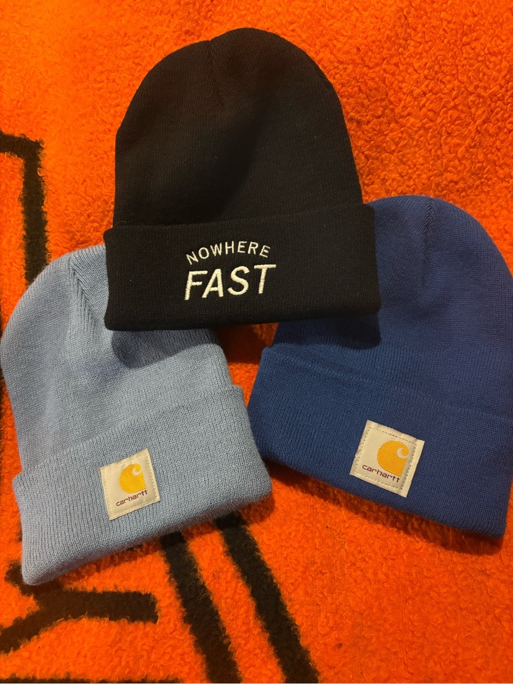 Carhartt & graffic beanie bundle